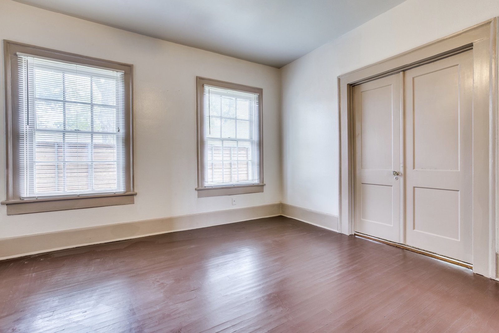 Rare & Classic Oak Lawn House | Great Location | Huge Backyard property image