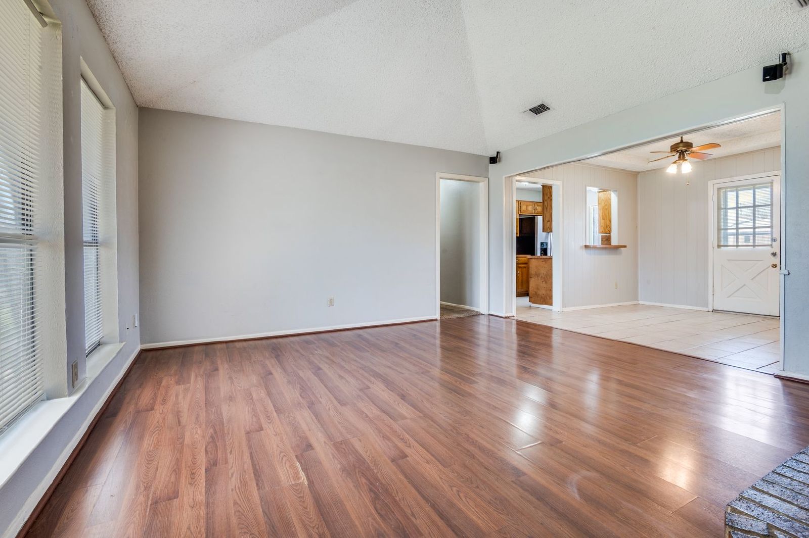 Gorgeous Glenn Heights Home property image