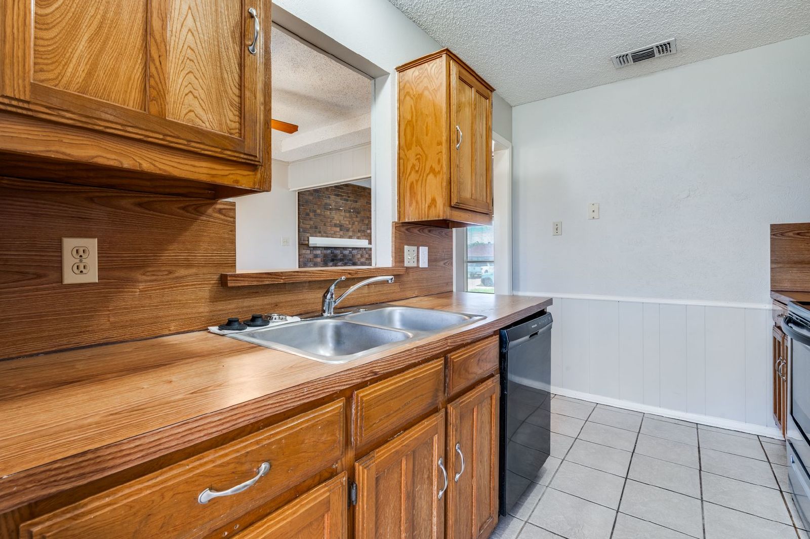 Gorgeous Glenn Heights Home property image