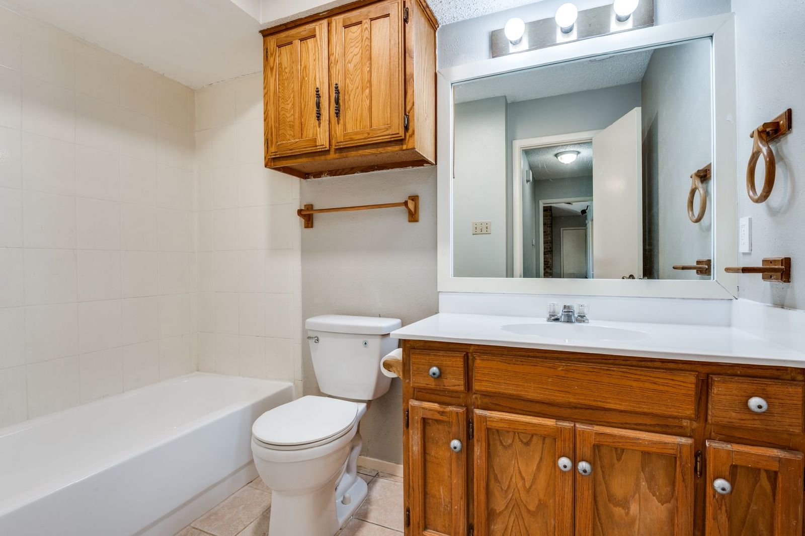 Gorgeous Glenn Heights Home property image