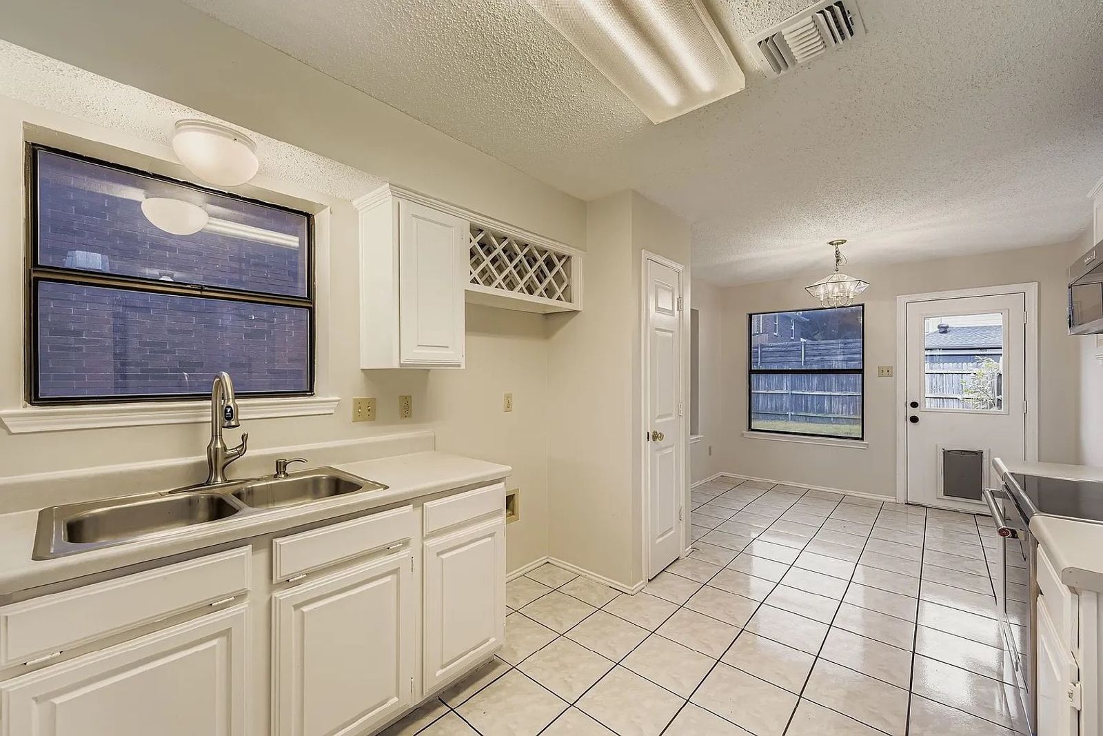 Coppell ISD! Spacious 3 Bed Home in Summer Place property image