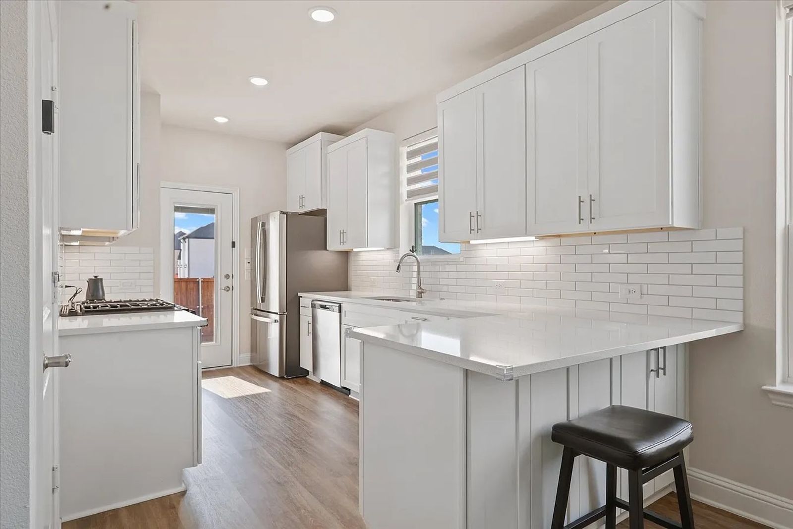 For Lease in Frisco’s Lexington Community – Like-New 4 Bedroom Home property image