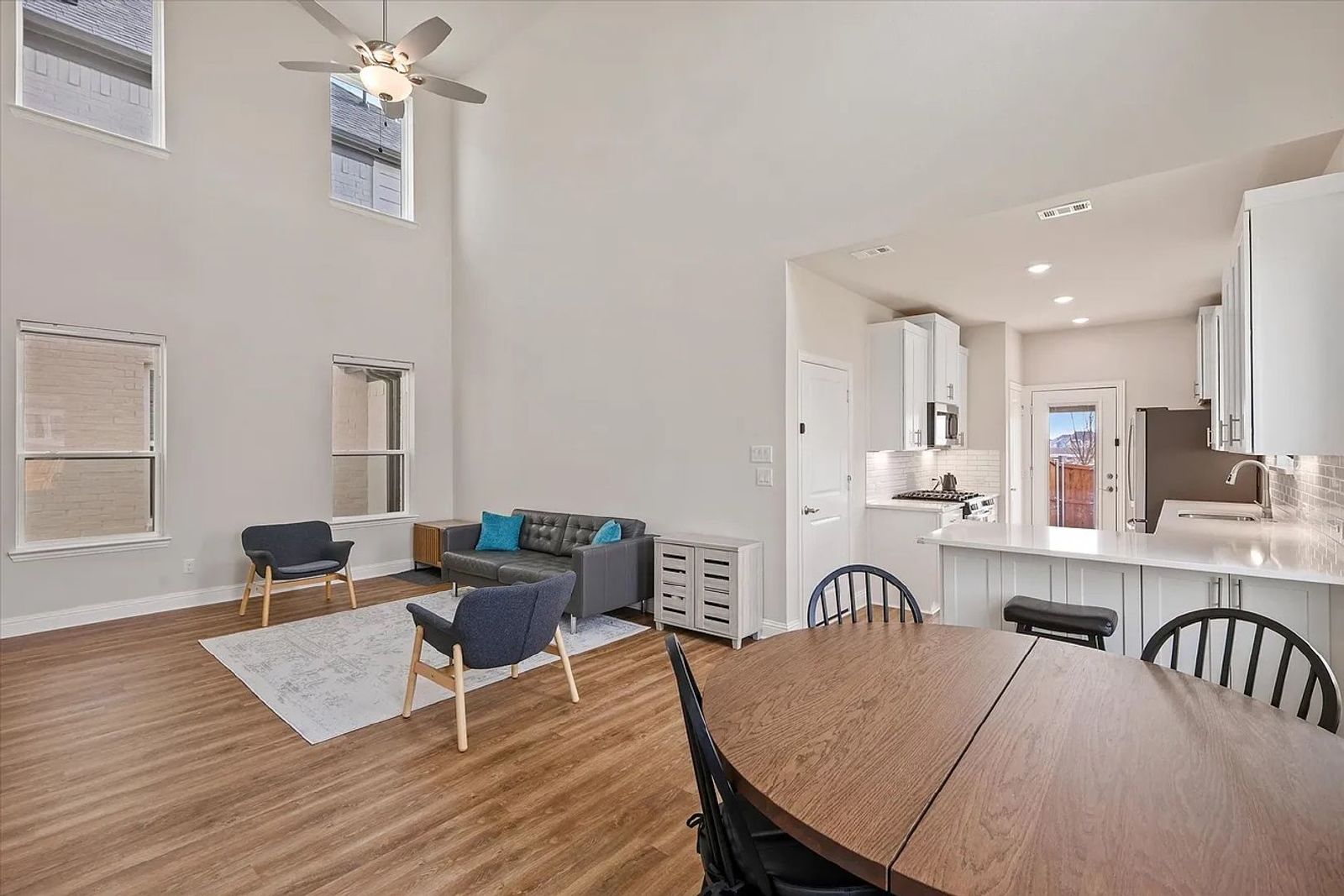 For Lease in Frisco’s Lexington Community – Like-New 4 Bedroom Home property image